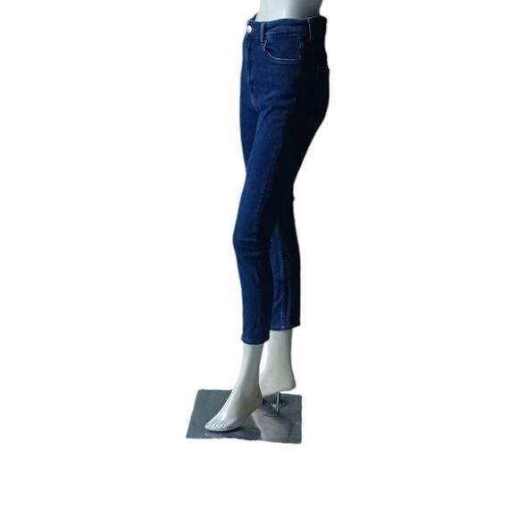 410318....Dark Wash Skinny Jeans Size 26" Waist - Picture 3 of 5